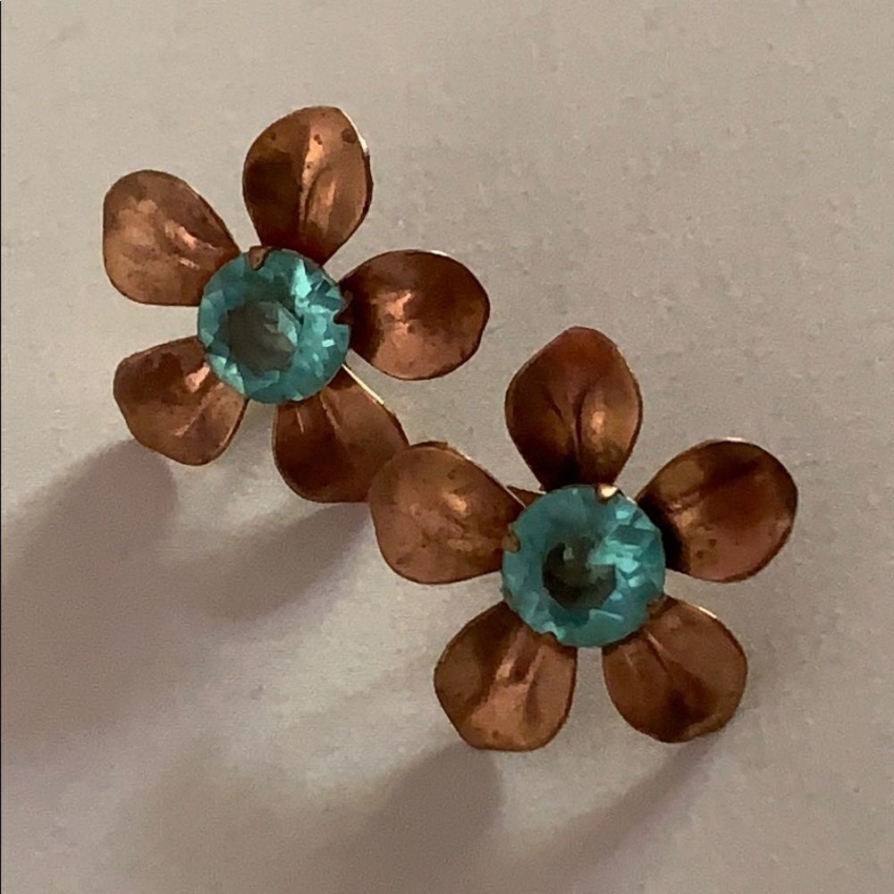 Vintage Clip On Screw Back Earrings Flower